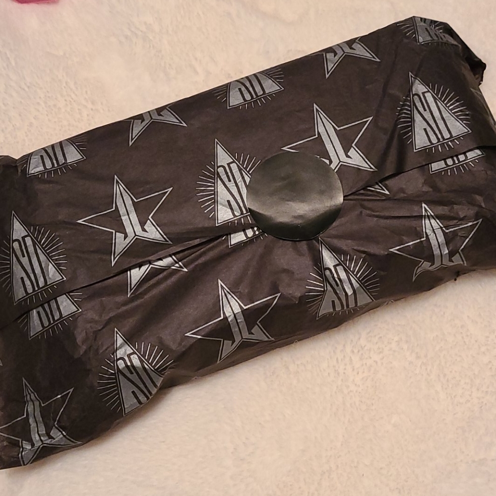 Jeffree Star Conspiracy palette